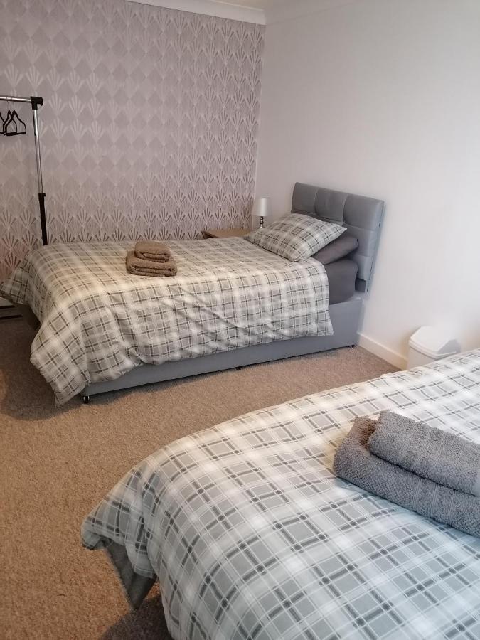 Bathgate Handy House エクステリア 写真